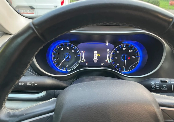 Chrysler Pacifica cena 139500 przebieg: 58500, rok produkcji 2021 z Człuchów małe 326